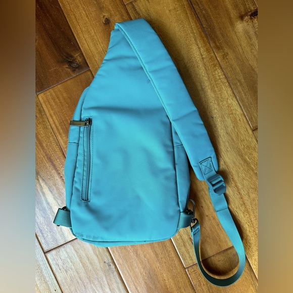 Small backpack - Picture 2 of 2